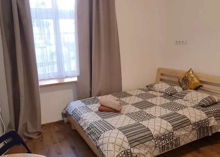 Apartamento нечуя-левицького *